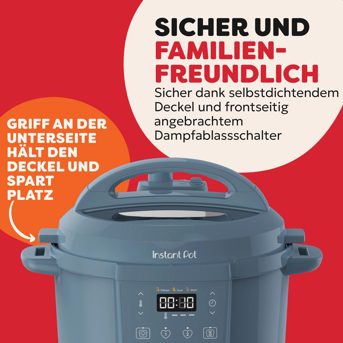 Ein blauer Instant Pot mit deutschen Texten über Sicherheit und Platzersparnis.