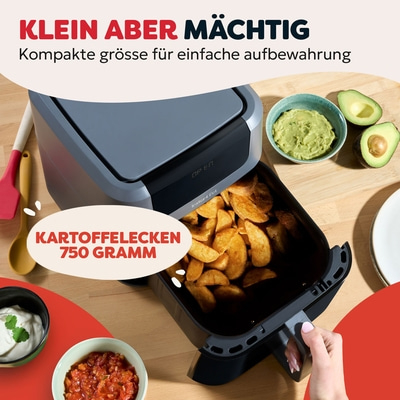 Luftfritteuse mit Kartoffelecken und Beilagen, Avocado, Guacamole